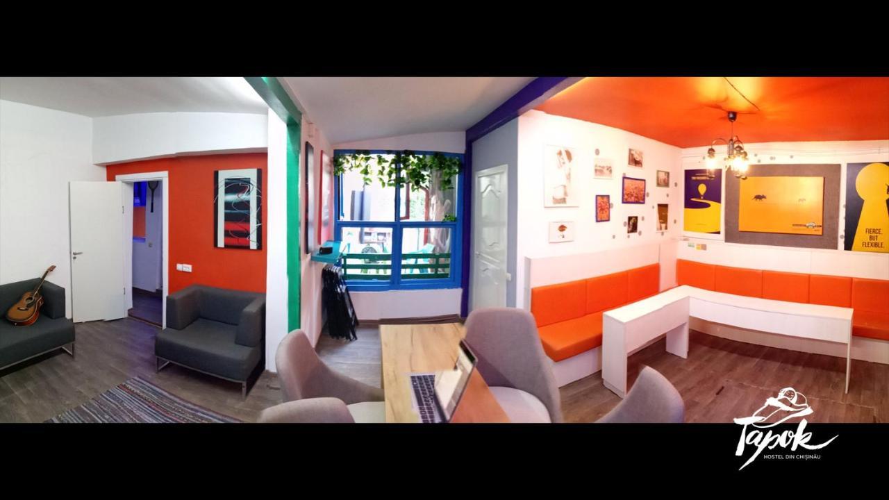 Tapok Hostel Кишинів Екстер'єр фото