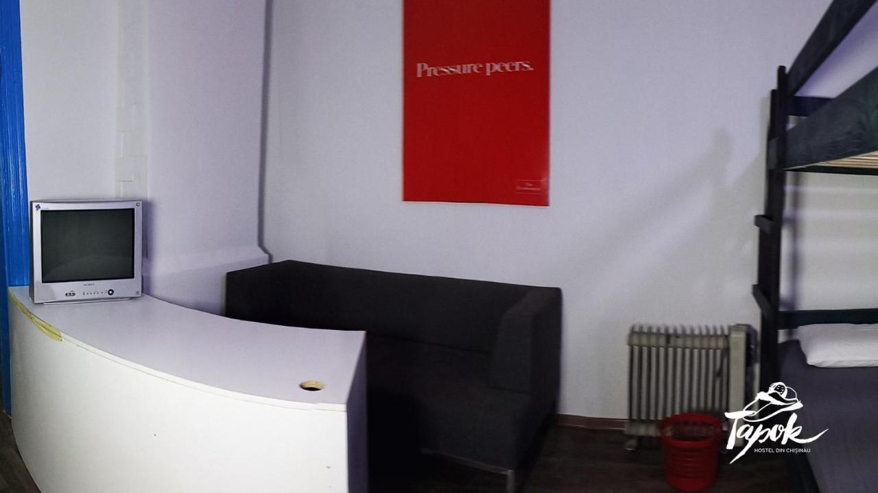 Tapok Hostel Кишинів Екстер'єр фото