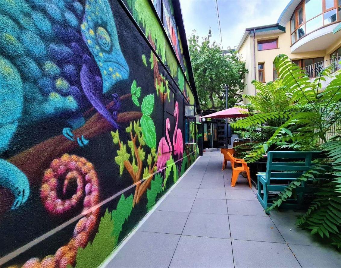 Tapok Hostel Кишинів Екстер'єр фото