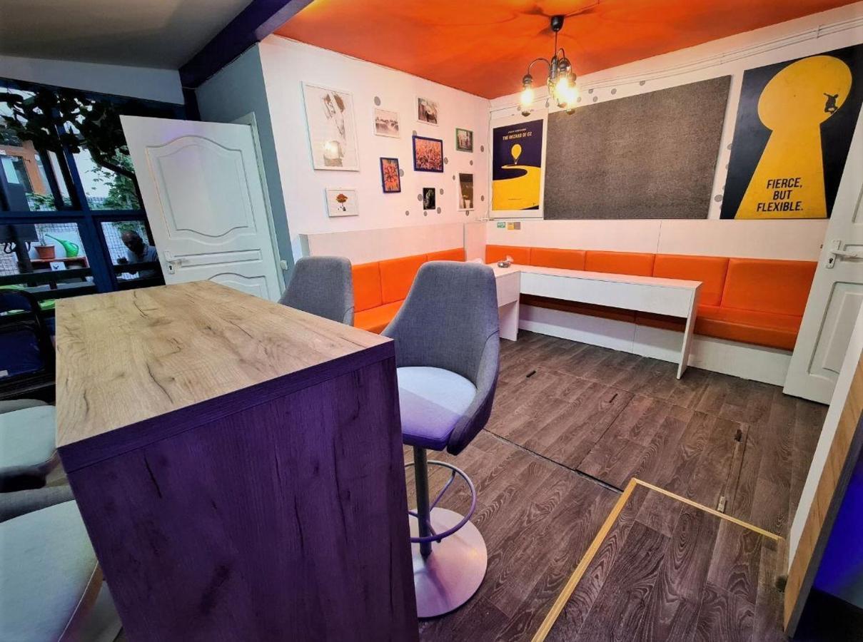 Tapok Hostel Кишинів Екстер'єр фото